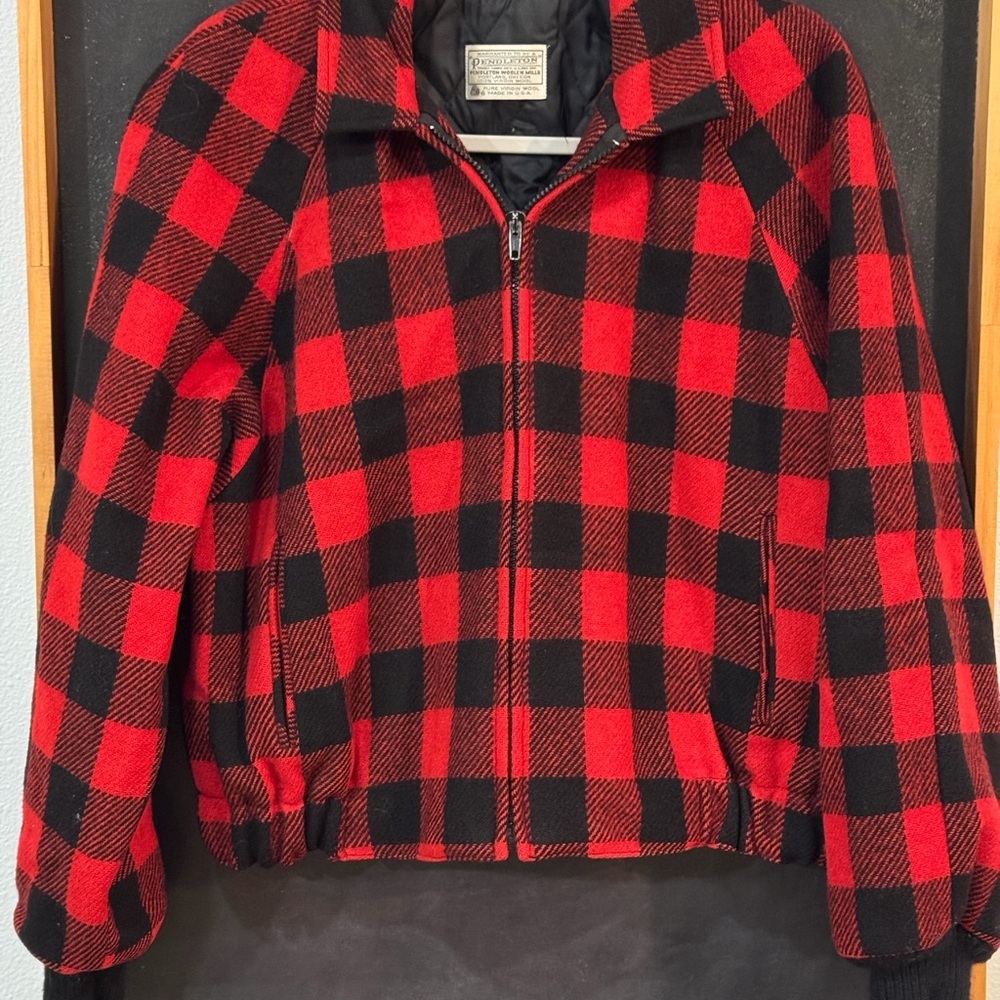 Vintage Pendleton Buffalo Red and Black Plaid Zip-Up Jacket 100% Virgin Wool